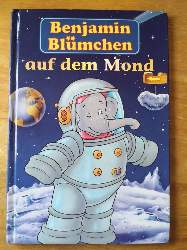 Benjamin Blümchen auf dem Mond